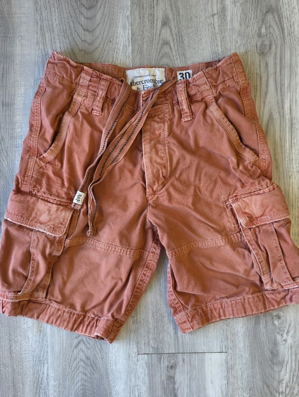 Abercrombie & Fitch Men's Cargo Shorts - Rust Orange SIZE 30